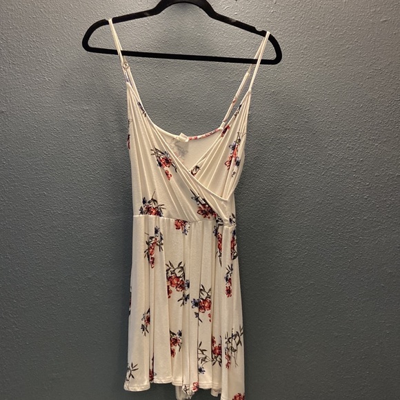 Romper - Picture 5 of 7